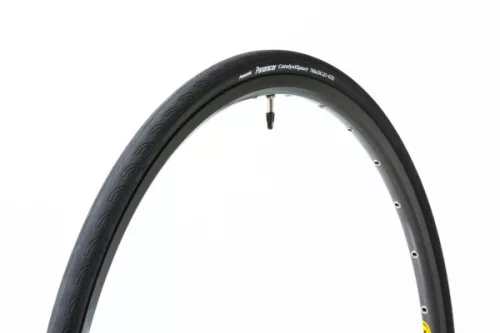 Panaracer Catalyst drótperemes 622/700c gumiköpeny [25, fekete]