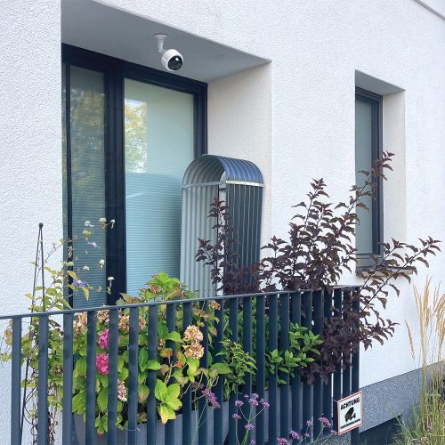 Basi KA 302 dome álkamera