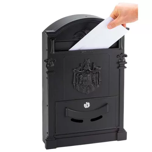 Picco Terzo díszes kerítésen kívüli postaláda