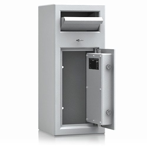 ISS Peine 1 bútorszéf bedobó szerkezettel