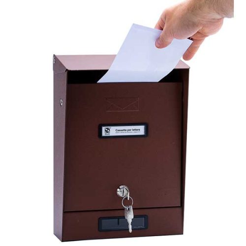 Silmec Prima kerítésen kívüli postaláda