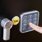 Yale YSV/695/DB nagyméretű széf elektronikus zárral